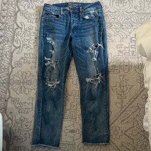 American Eagle Outfitters distressed tom girl jeans